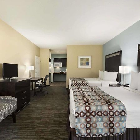 Days Inn Pearsall 外观 照片