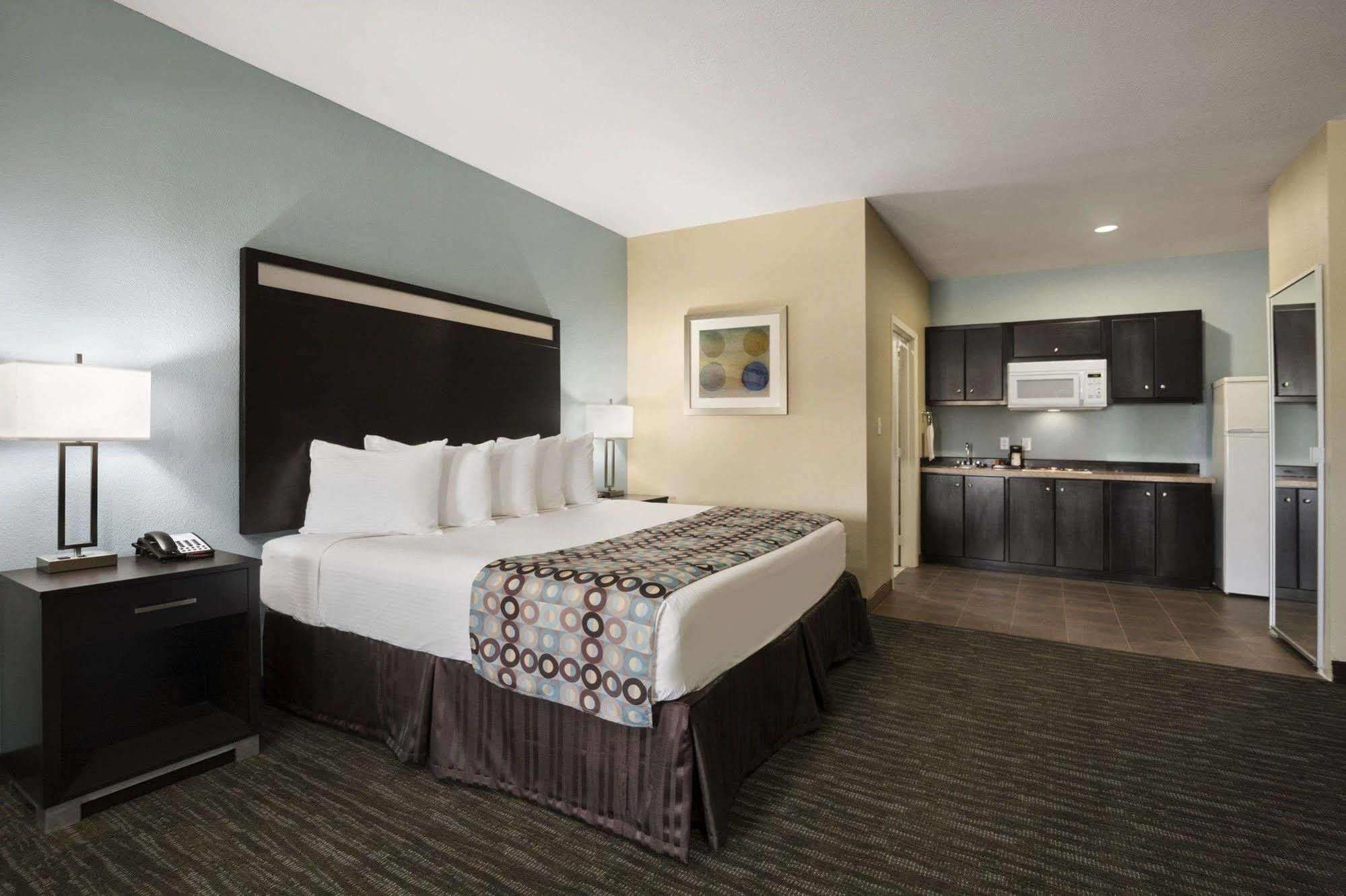 Days Inn Pearsall 外观 照片